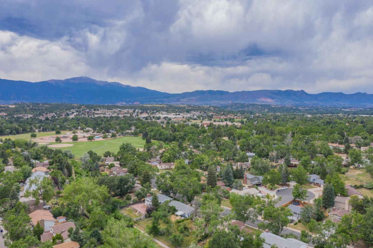 Wonderful Spacious 5Br Colorado Springs House Villa Exterior photo